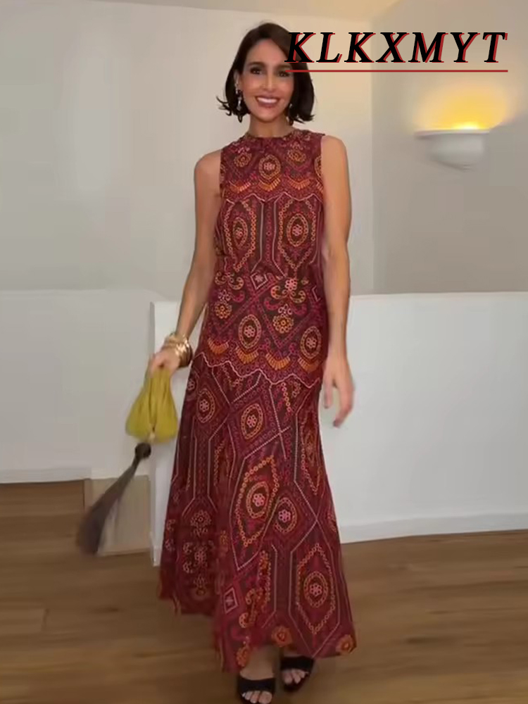 Embroidery In The Piece - Woman Sexy Fashion Printed Embroidery Hollow