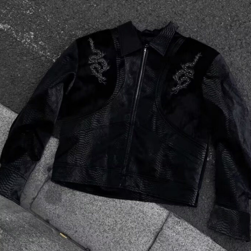 Men Black Snake Embossed Jacke - đánh giá và giá Embroidery Knit