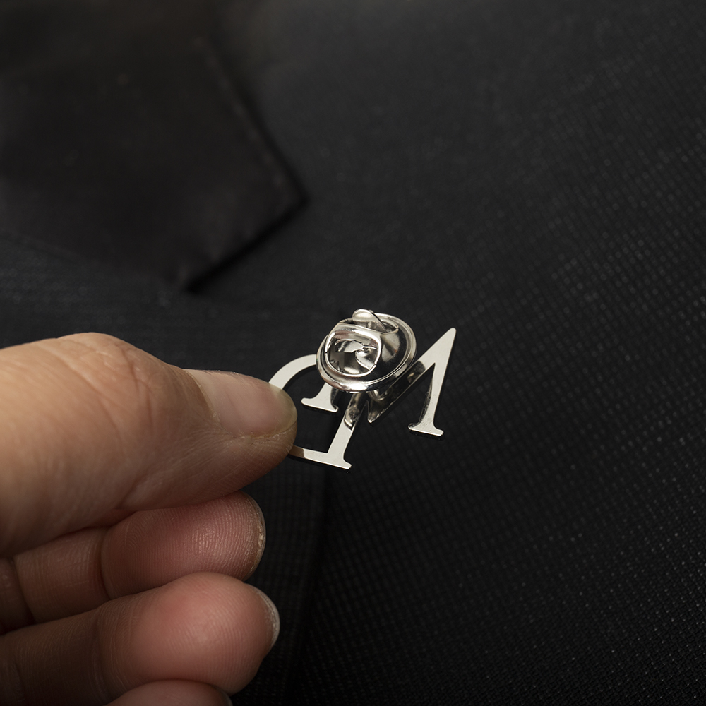 Tangula Custom Initials Brooch - đánh giá và giá Embroidery Initials